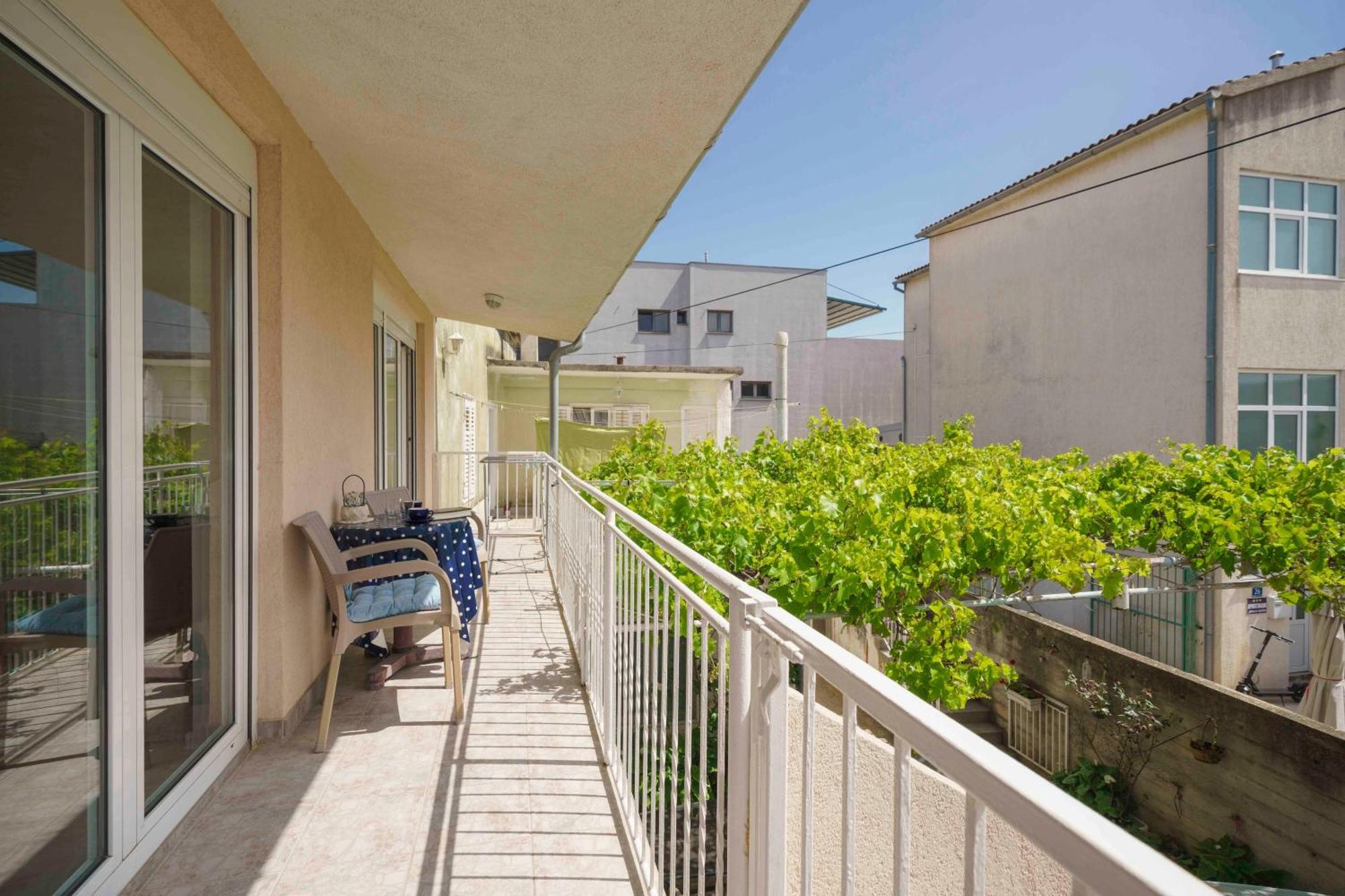 Apartments Vitis - City Centre - Free Parking Vodice Eksteriør billede